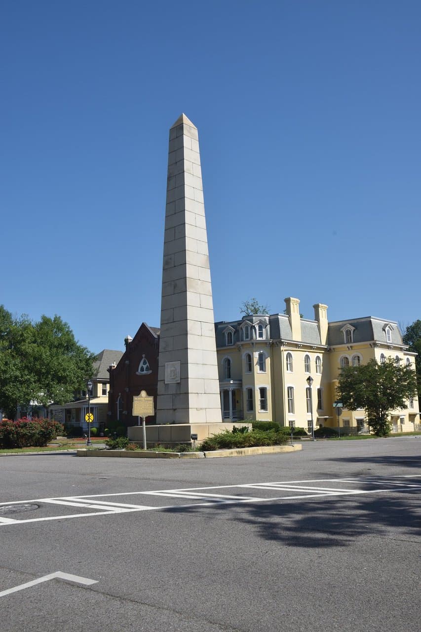 Signer's Monument