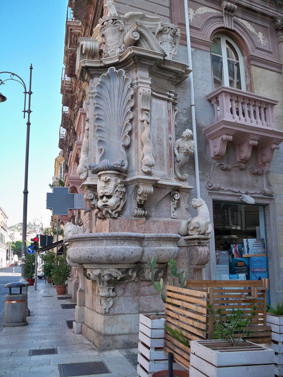 The Two Remaining Fountains