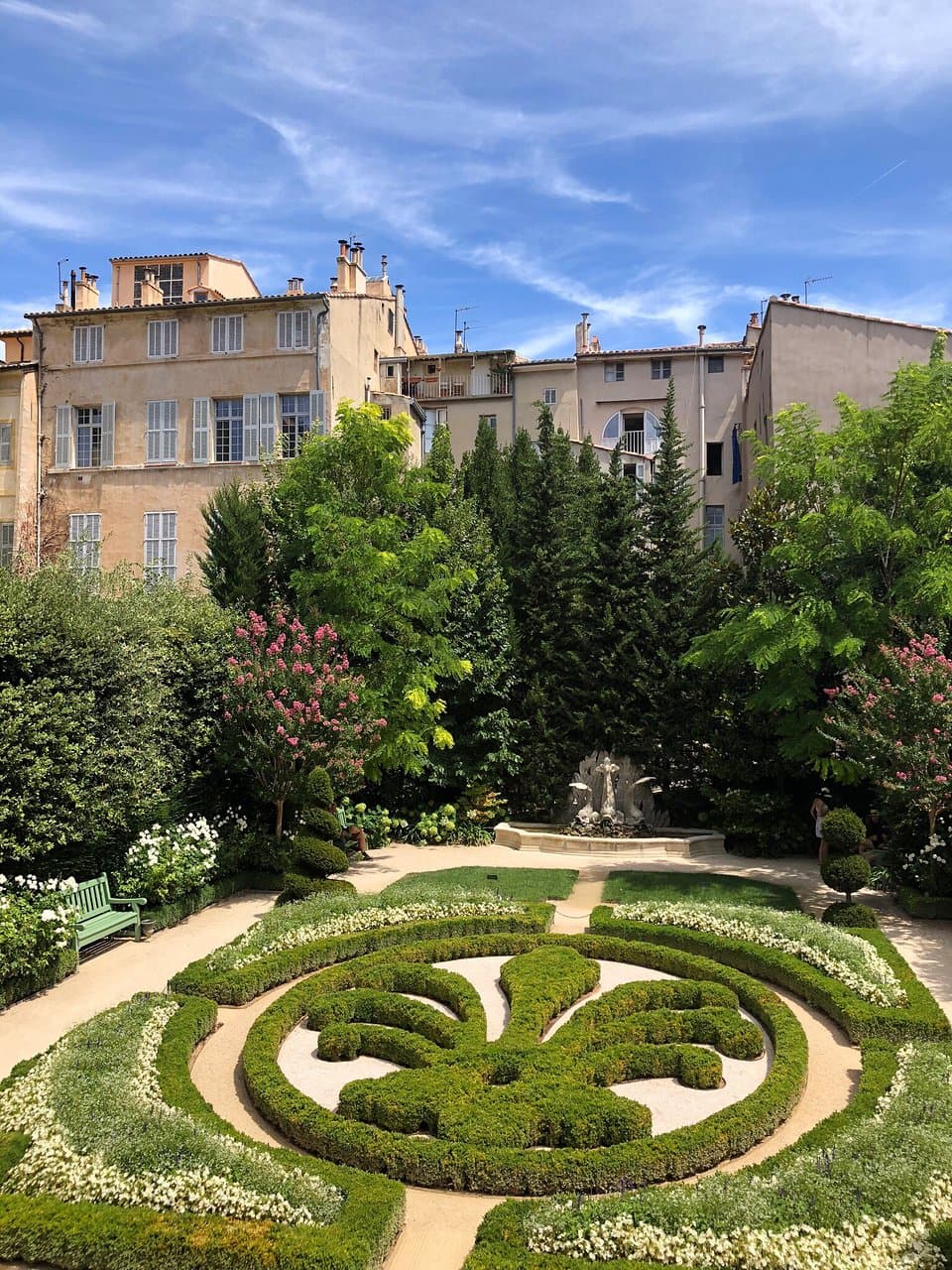 Hôtel de Caumont Art Centre
