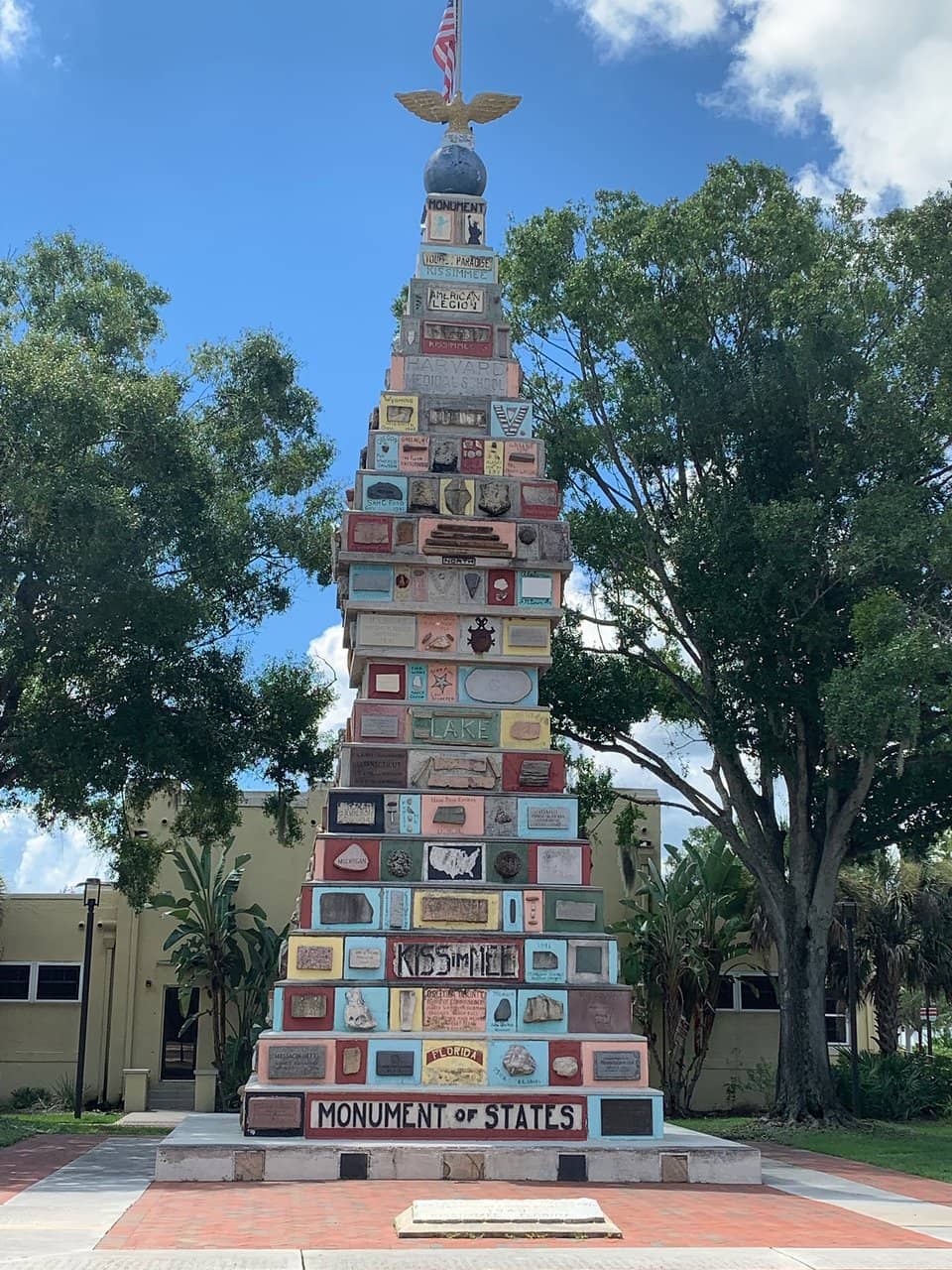 American Eagle Topper