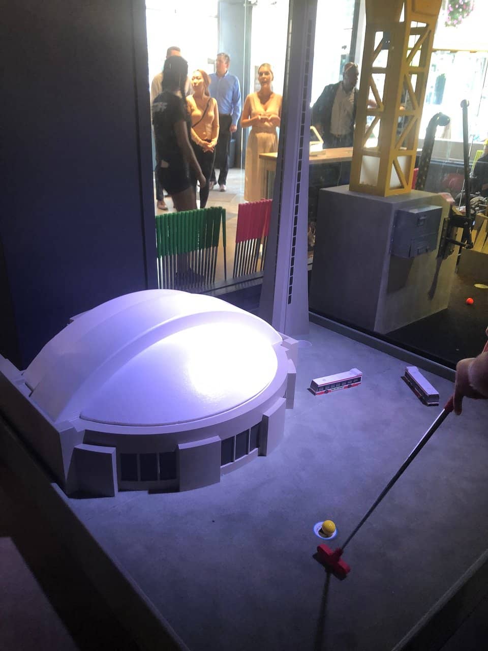 Lively Bar & Atmosphere