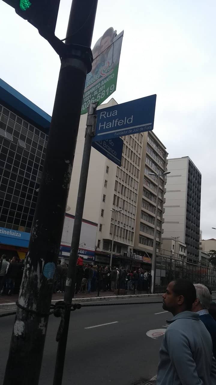Rua Halfeld's Vibrant Energy