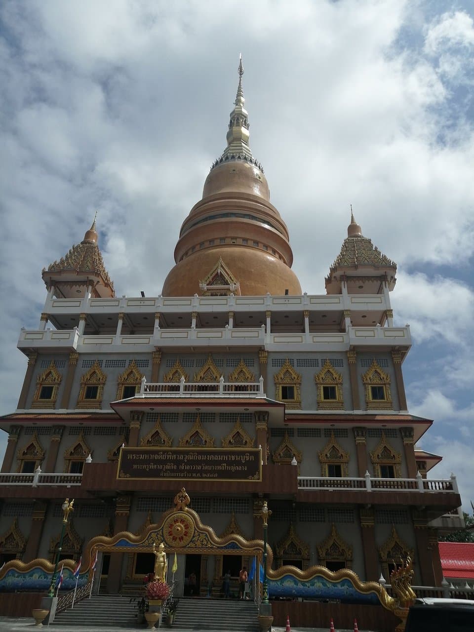 Wat Bang Phli Yai Klang