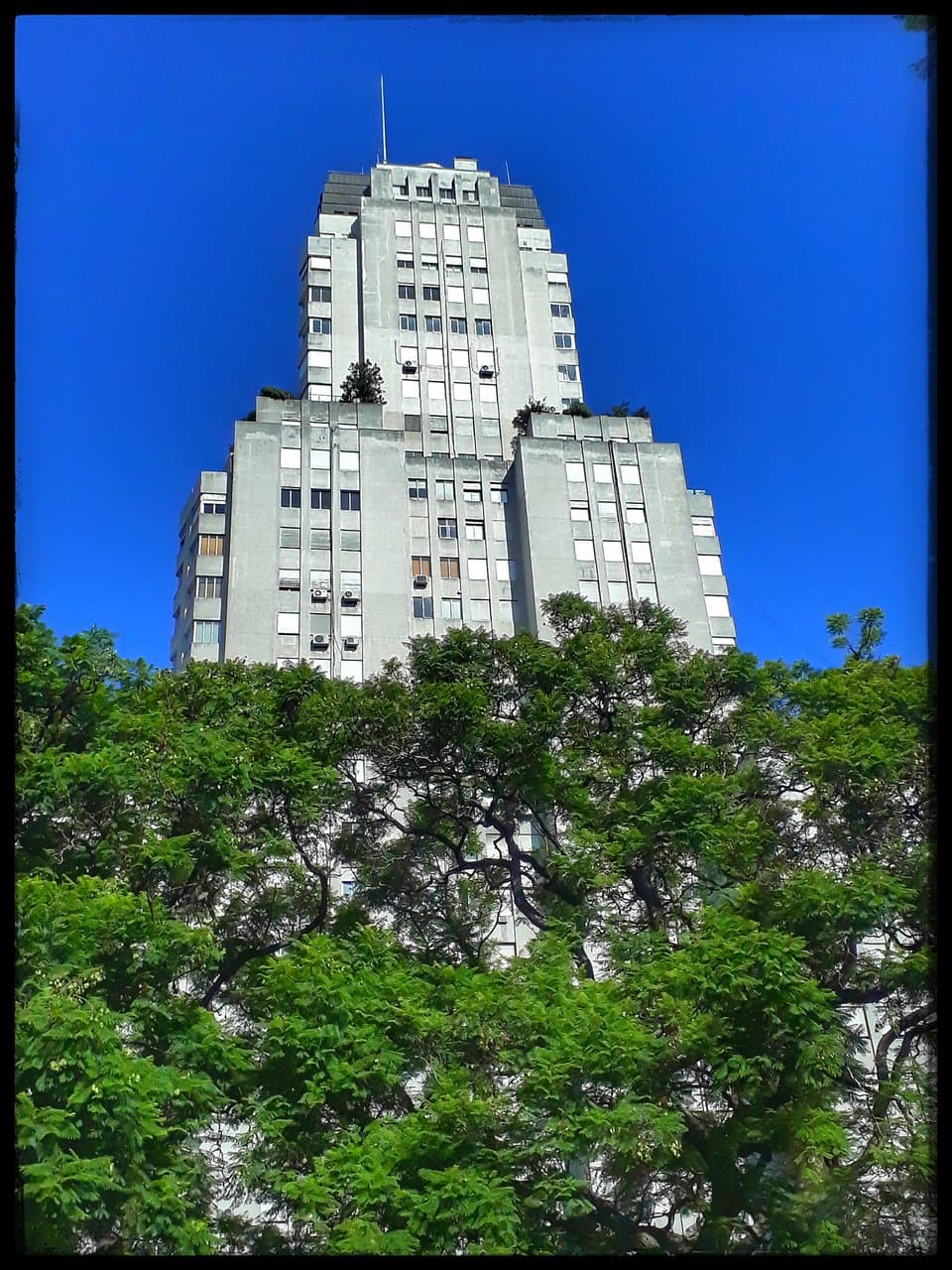 Edificio Kavanagh
El primer rascacielos de Sudamérica.