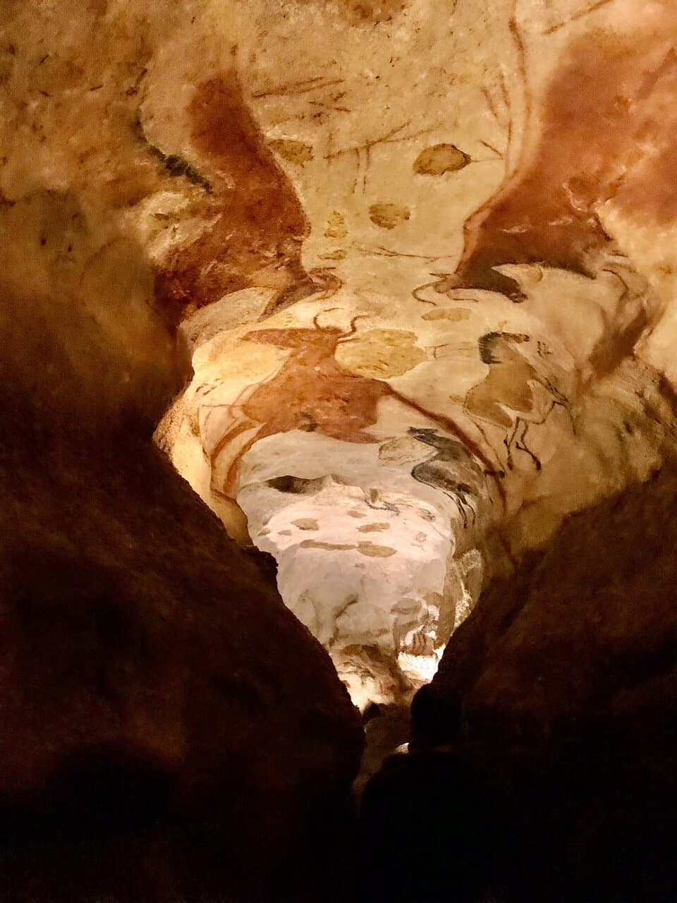 Lascaux II Replica Cave