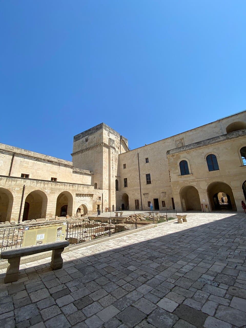 Castello Carlo V