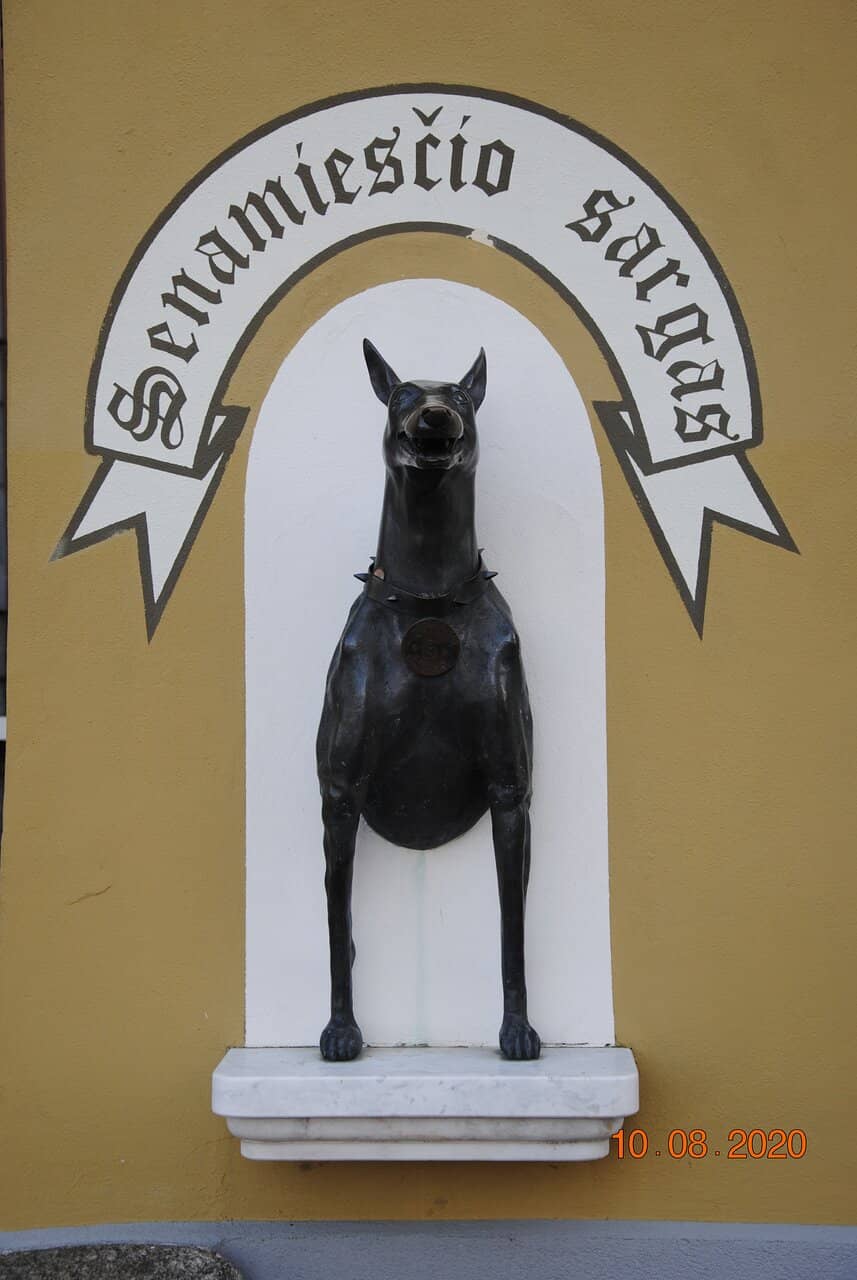 Klaipeda's Mouse Sculptures