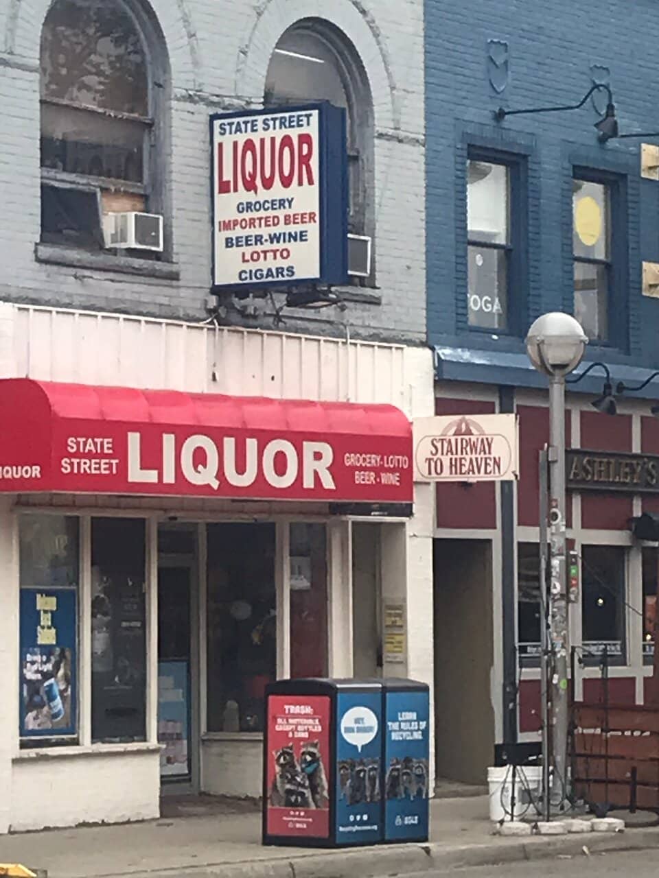 Independent Boutiques & Bookstores
