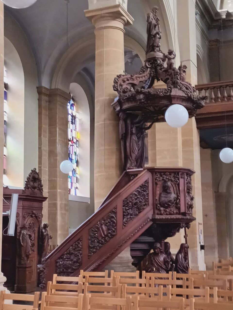 Intricate Wood Sculptures