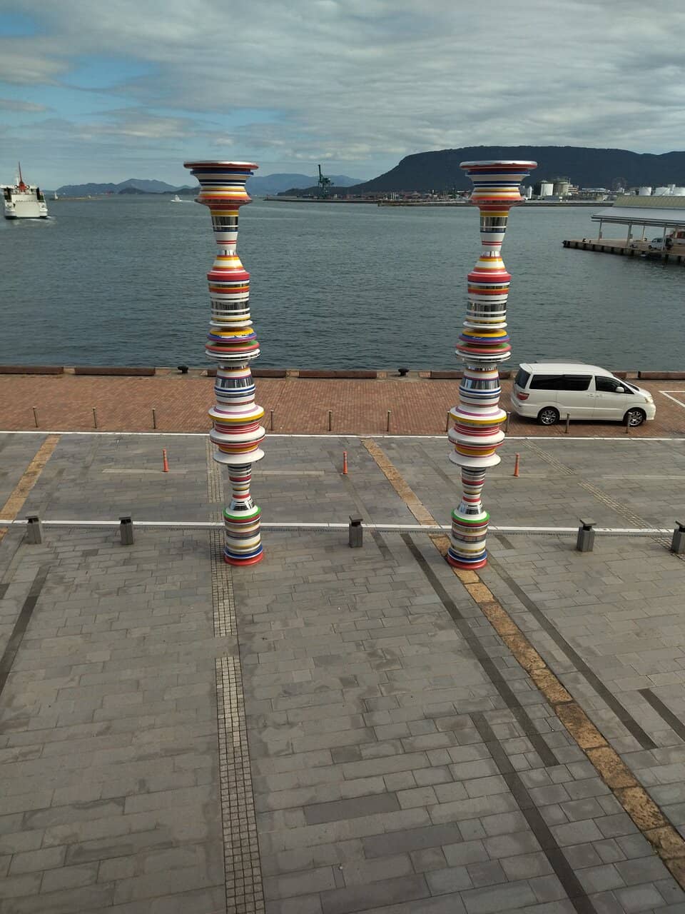 Relaxing Waterfront Spot