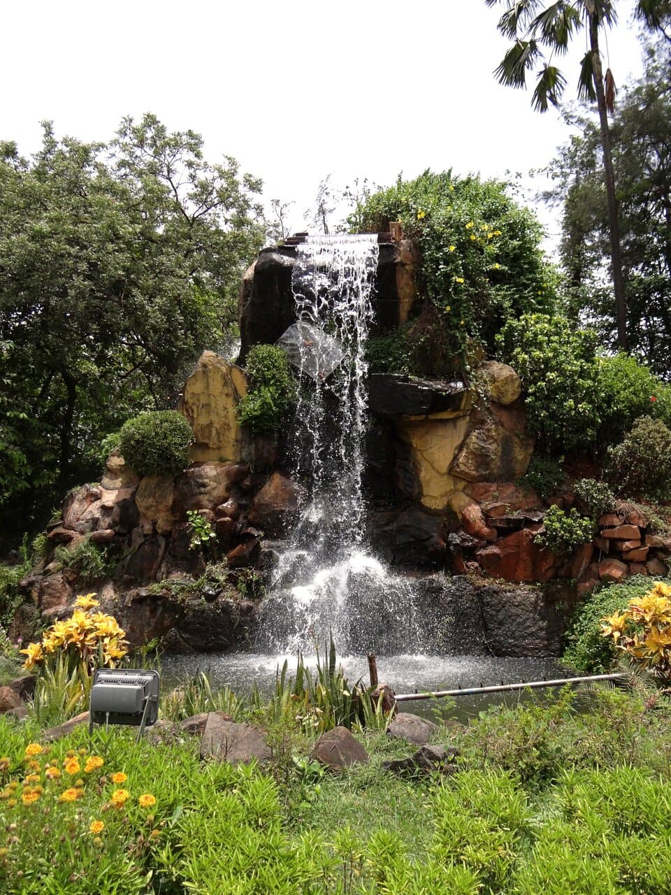 Hirwa Van Gardens, Silvassa
