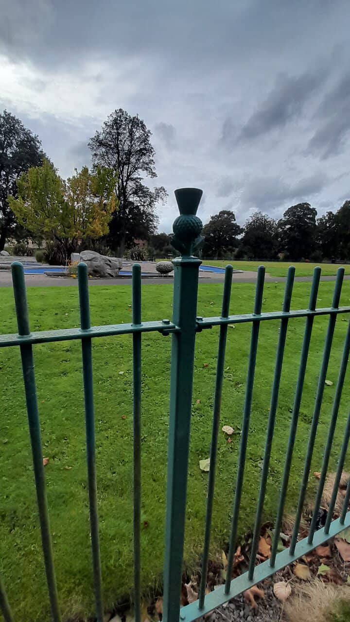 Mini Golf & Trampolines