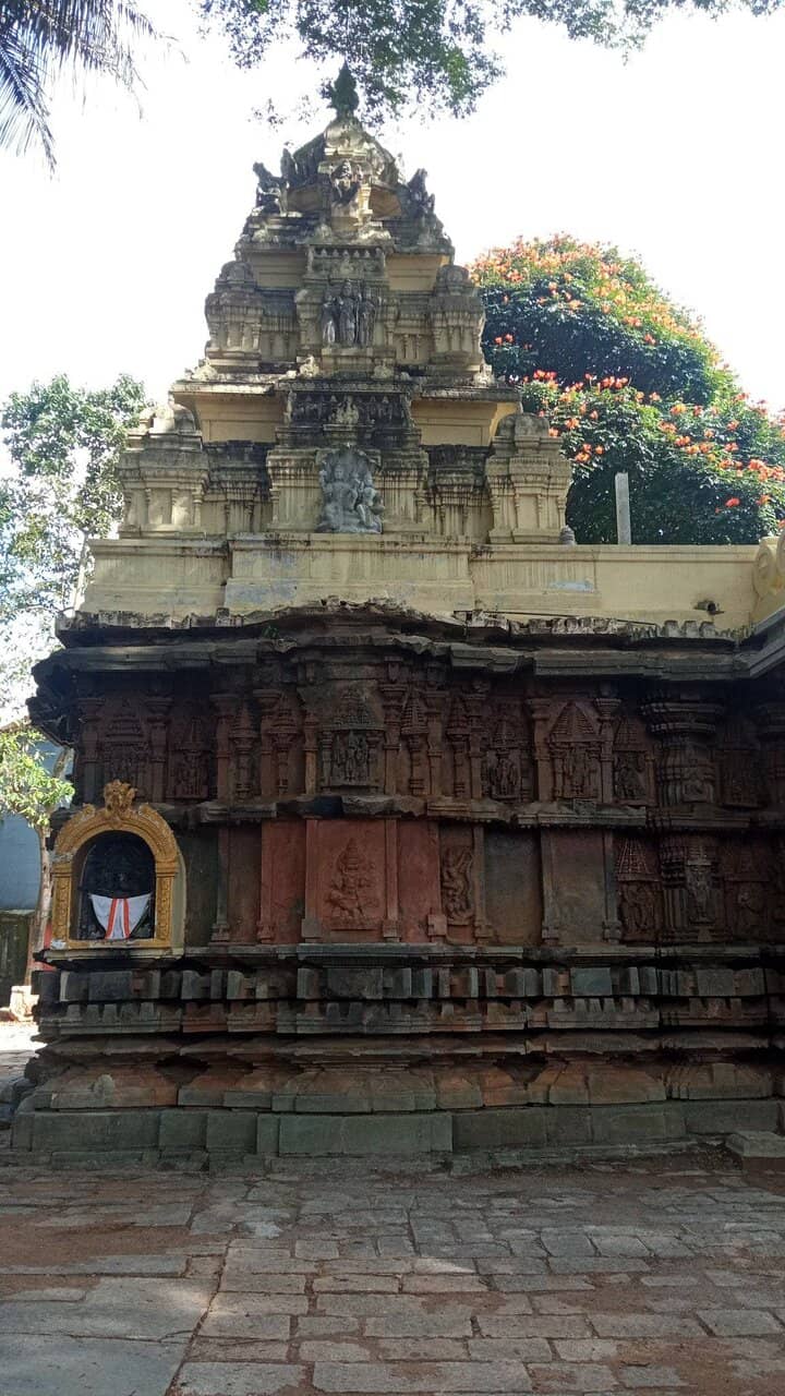 Ancient Chola Architecture