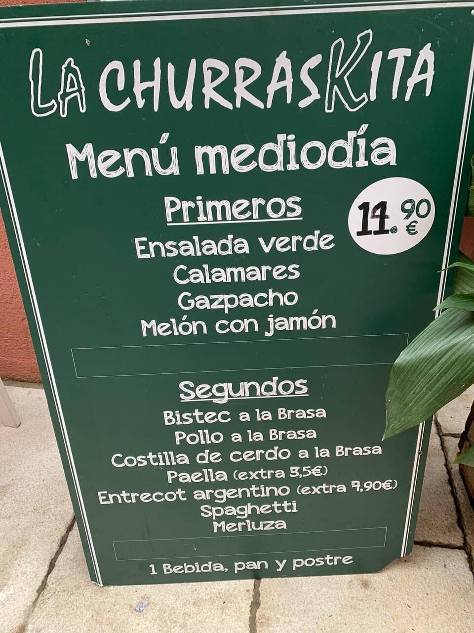 Prime Location Near Dali Museum