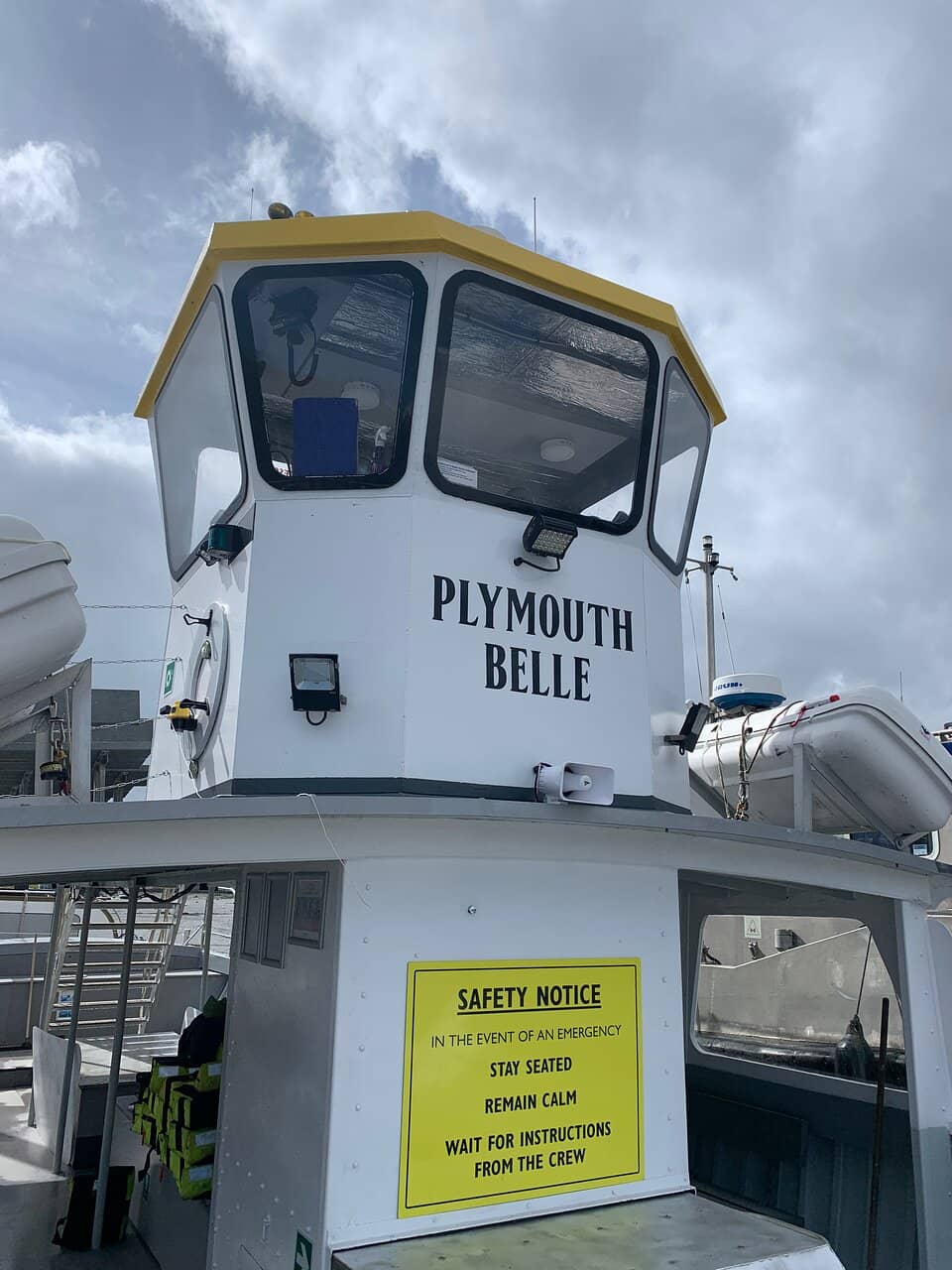 Scenic Harbour Crossing