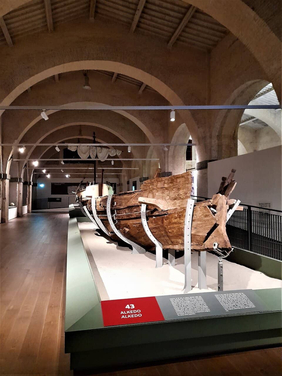 Etruscan Pottery & Artifacts