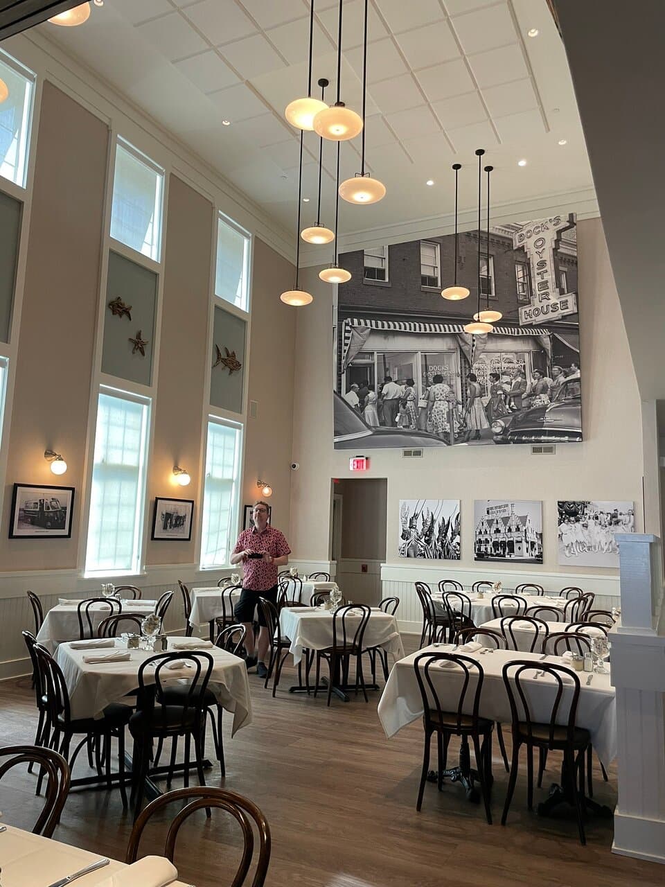Dock's Oyster House