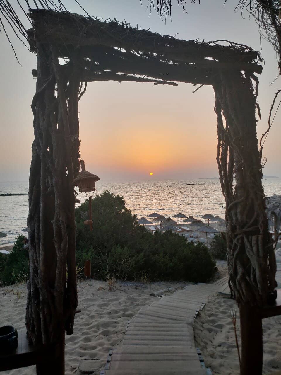 Ammothines Beach Bar