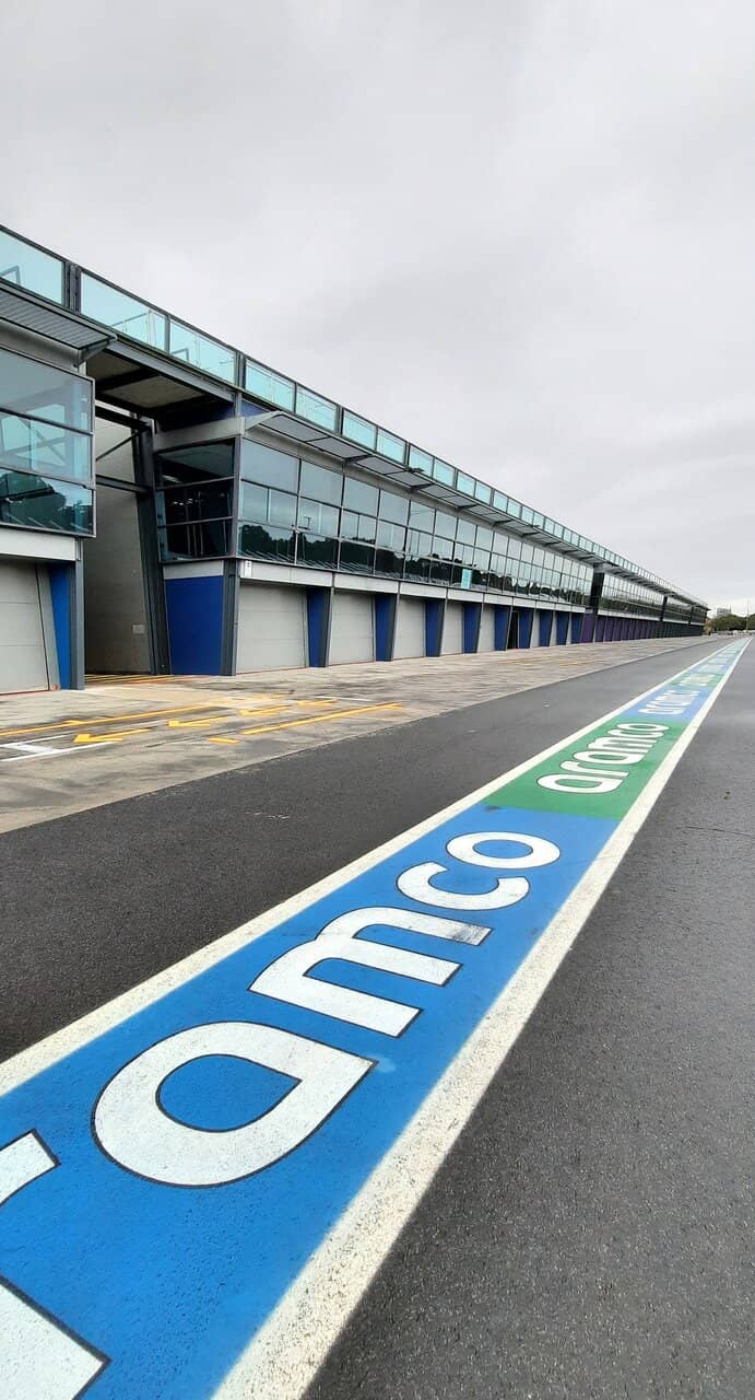 Waterfront Cafes & Shops