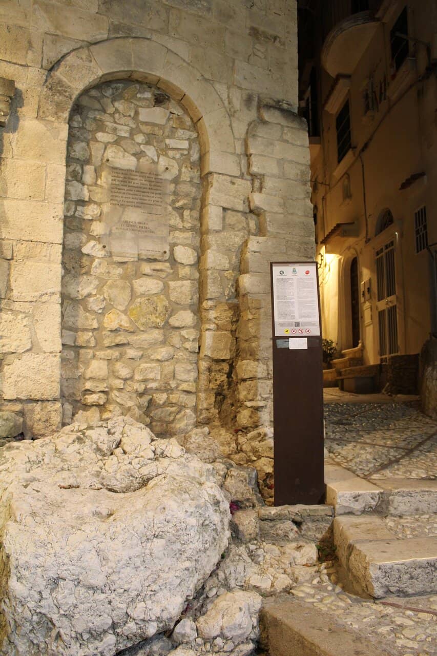 Vertical photo