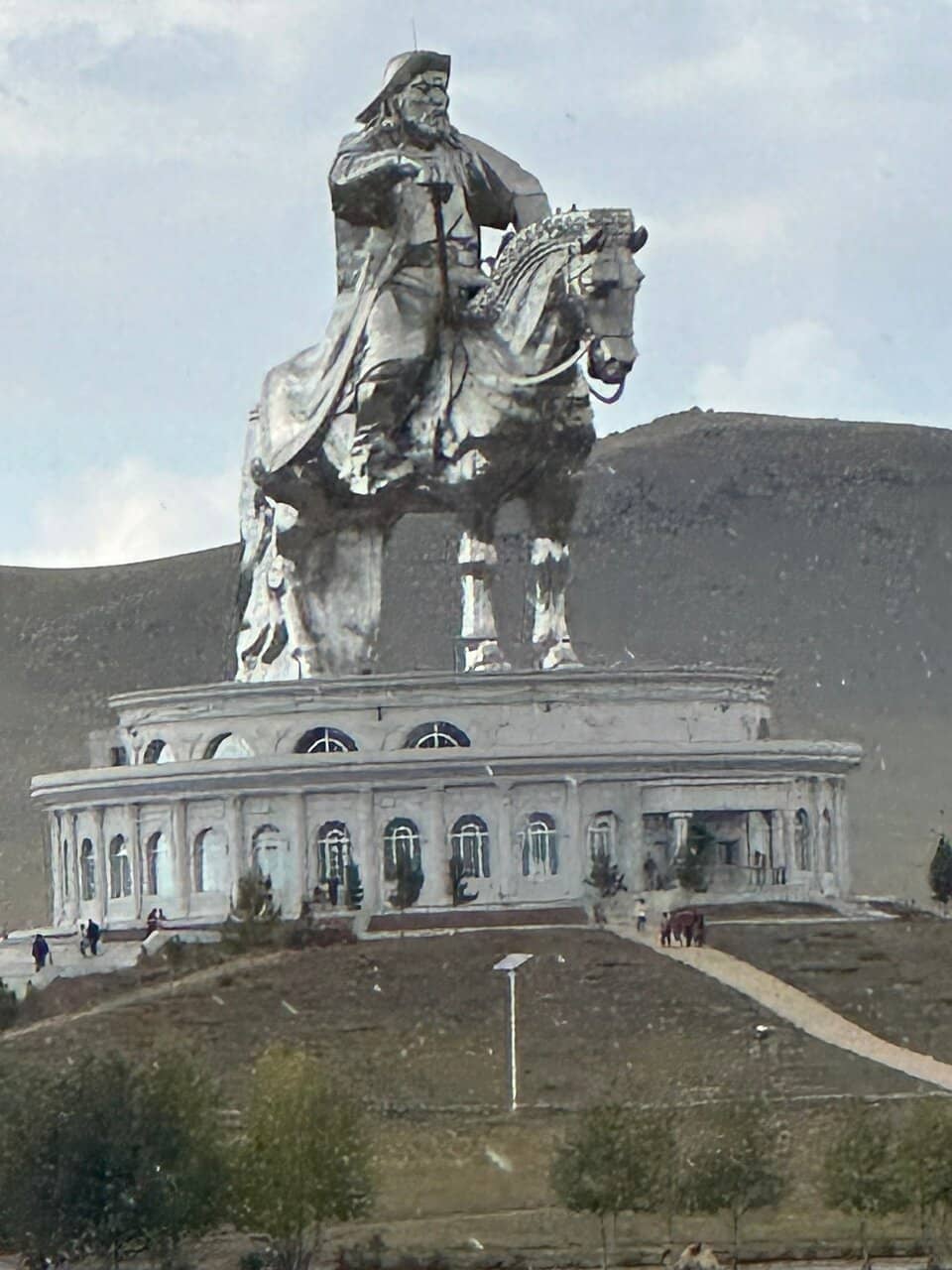 Traditional Mongolian Costume Photos