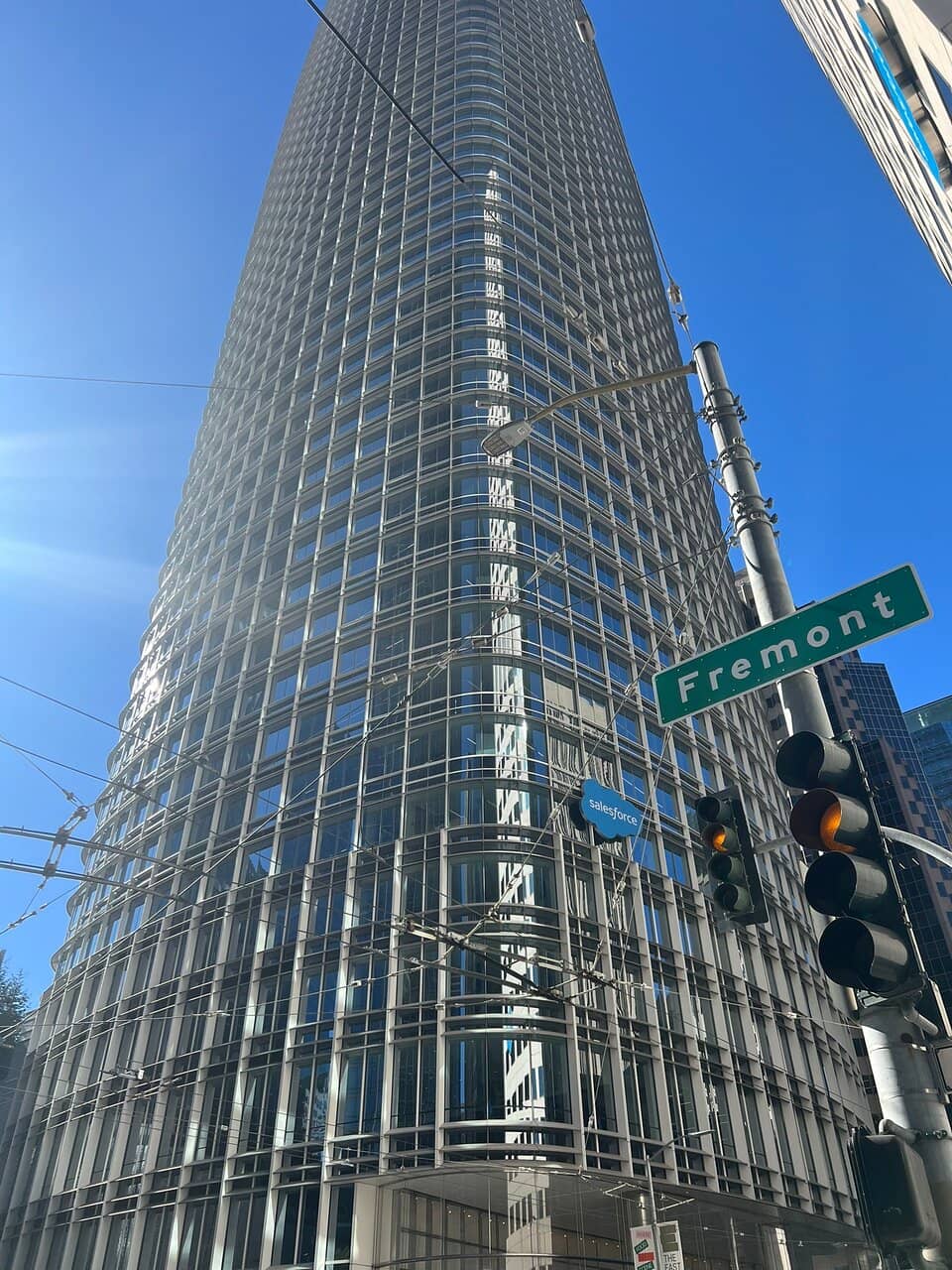 Ohana Floor Views (Limited Access)