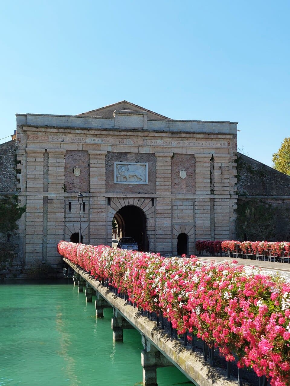 Porta Verona-lato esterno