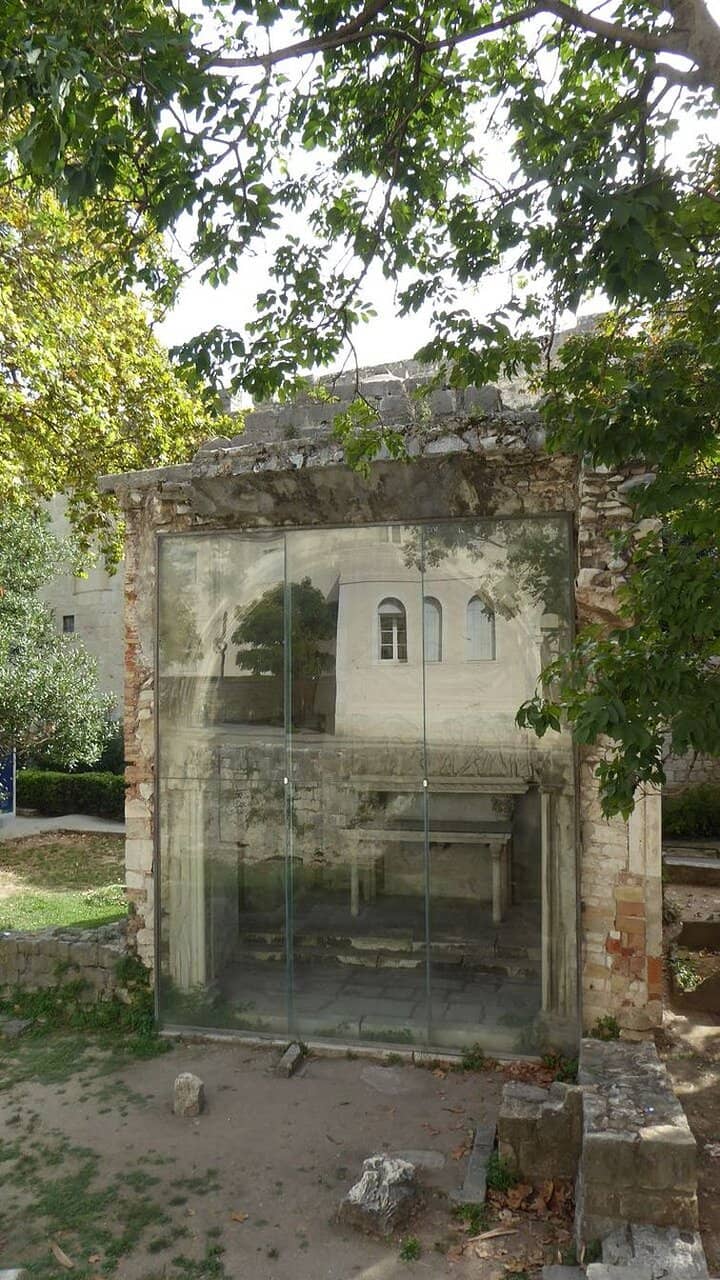Vertical photo
