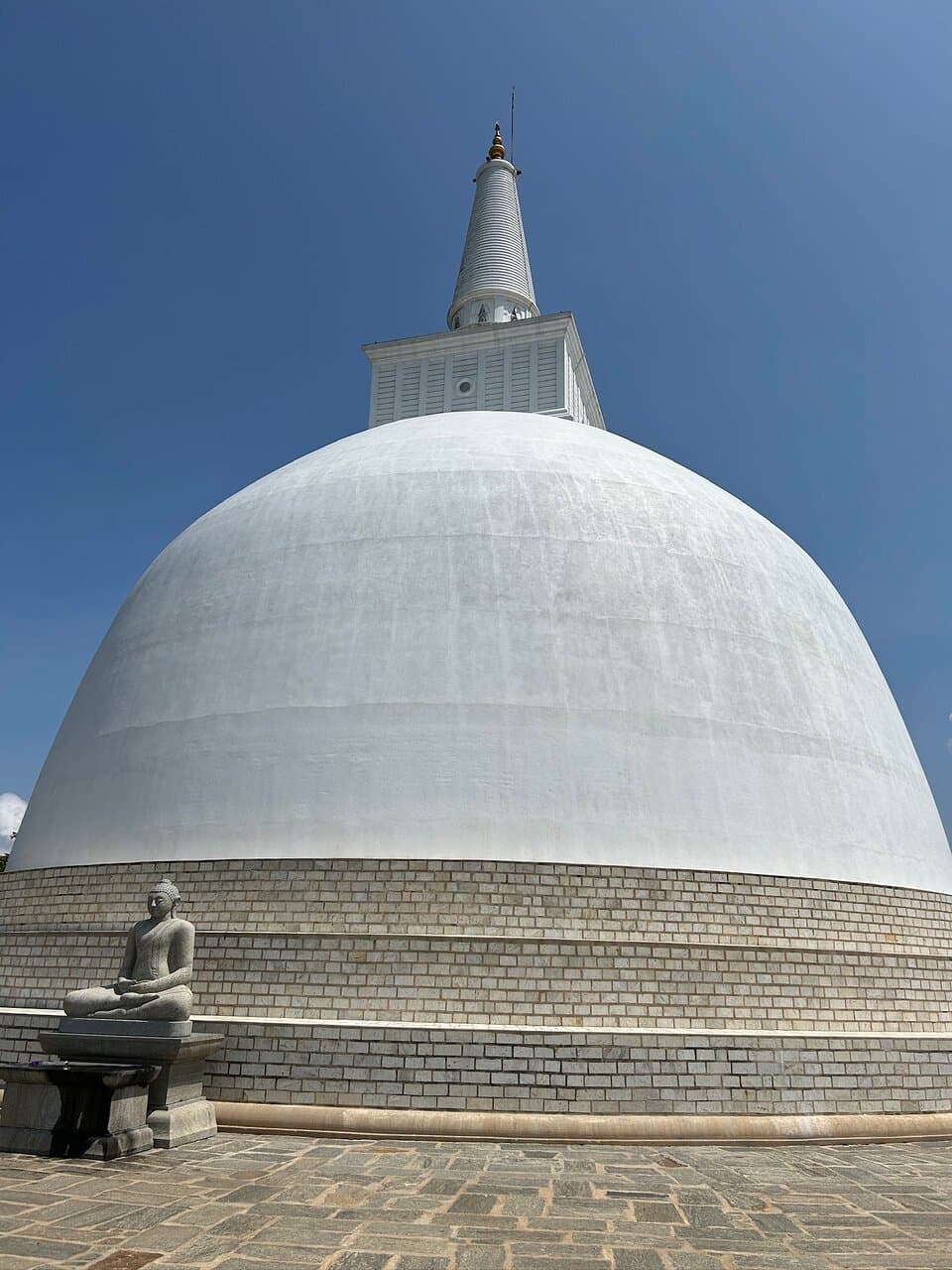 Neelagiri Maha Seya