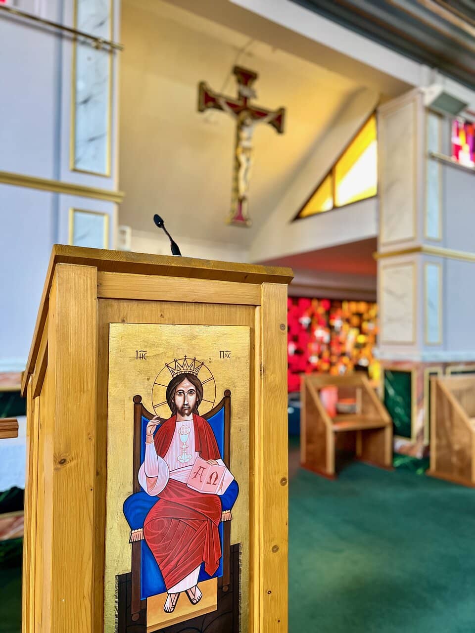 Traditional Latin Mass