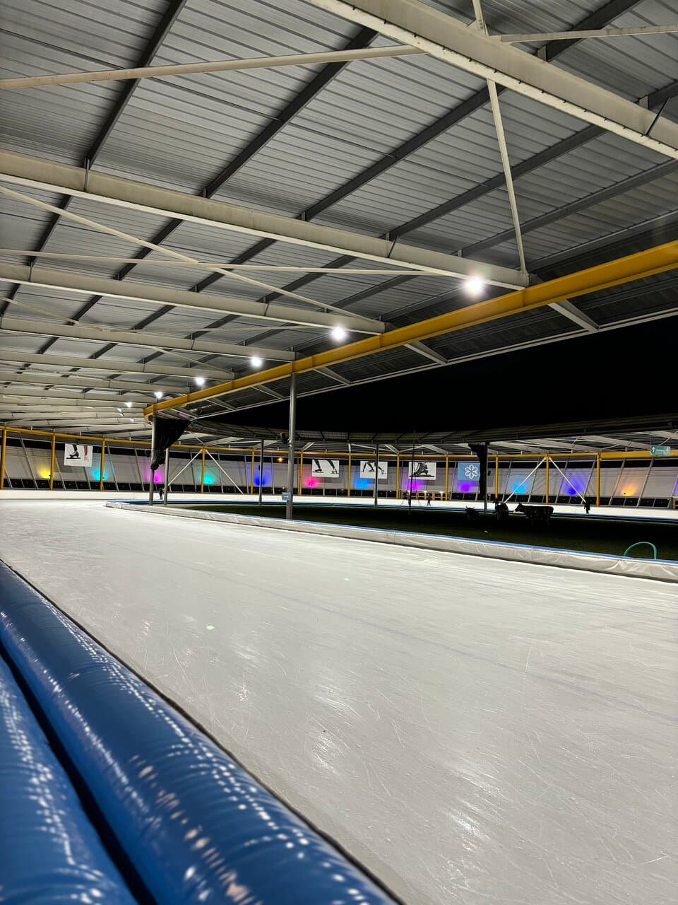 Ice skate