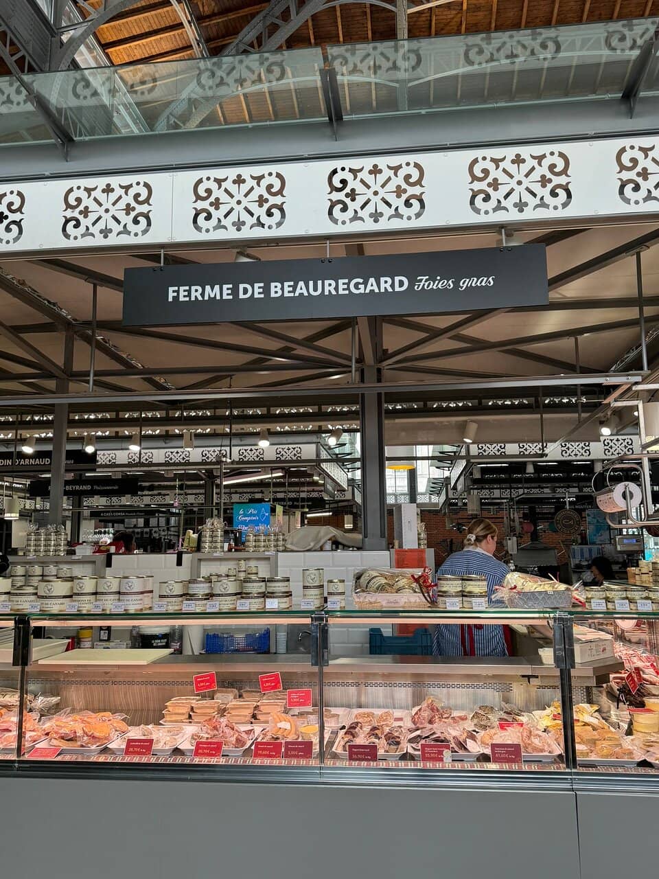 Vibrant Market Atmosphere