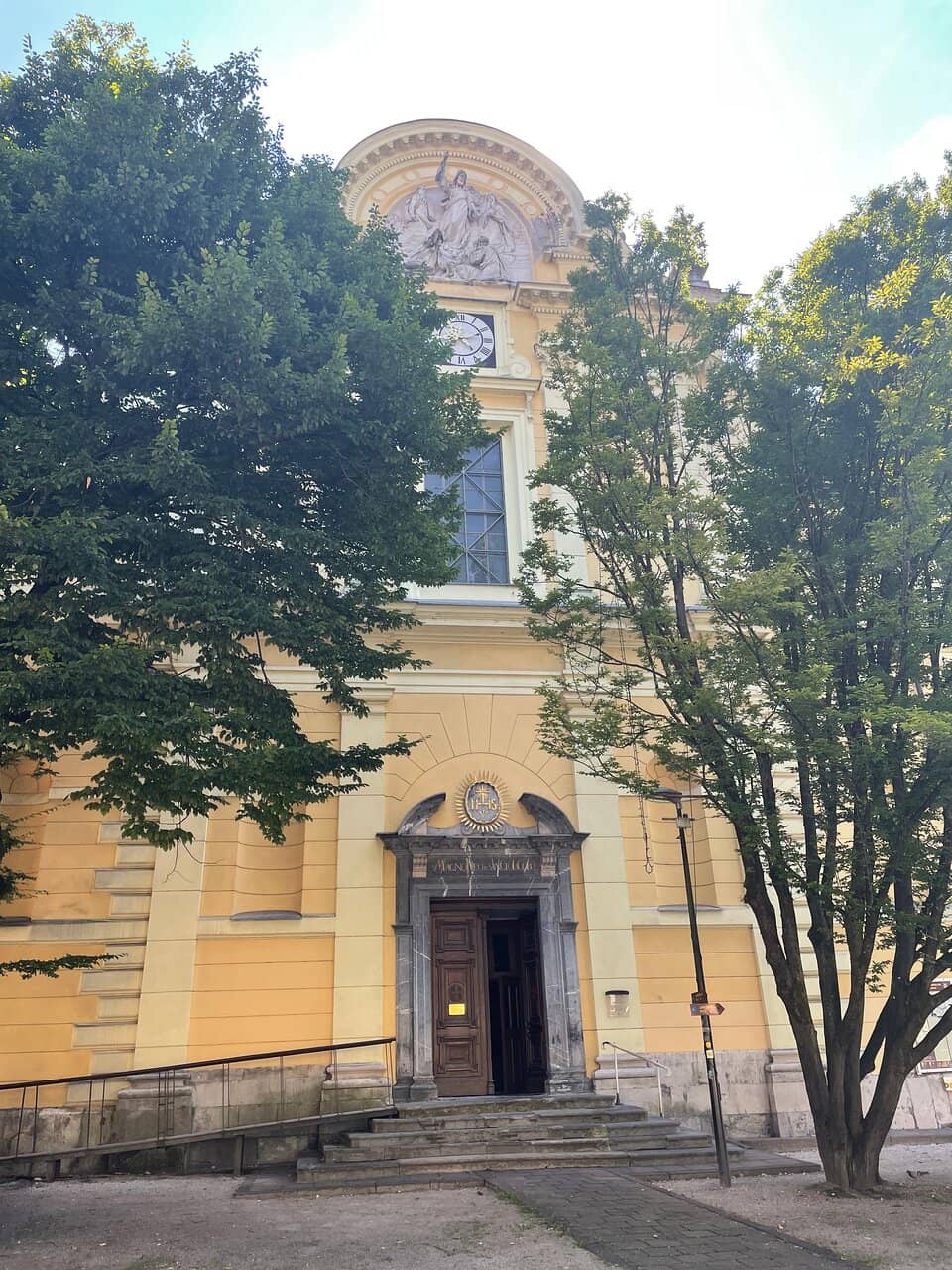 Vertical photo