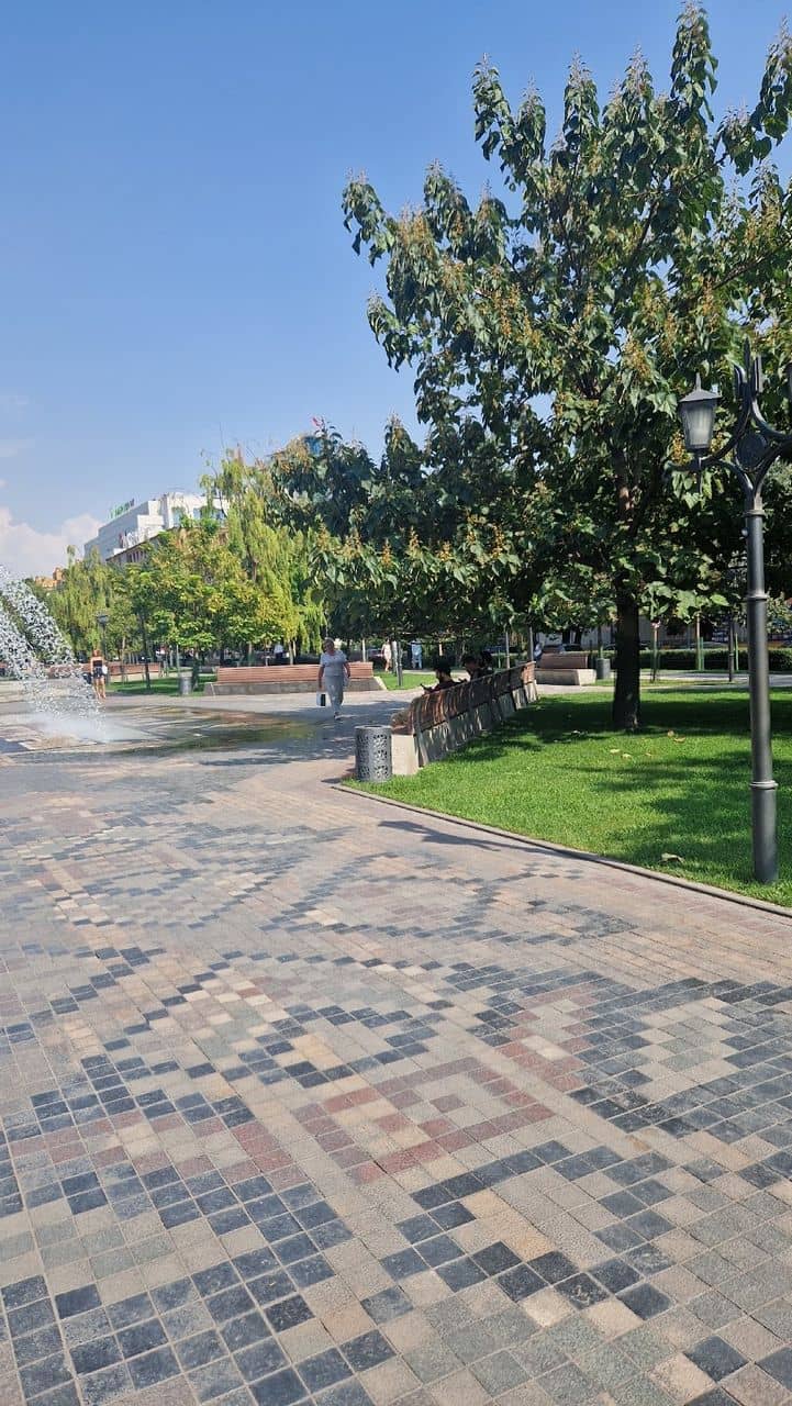 Cascading Fountains
