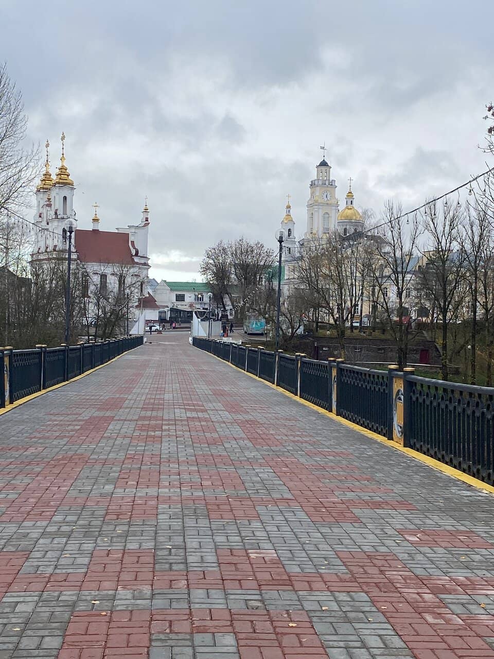 Iconic Bridge Architecture
