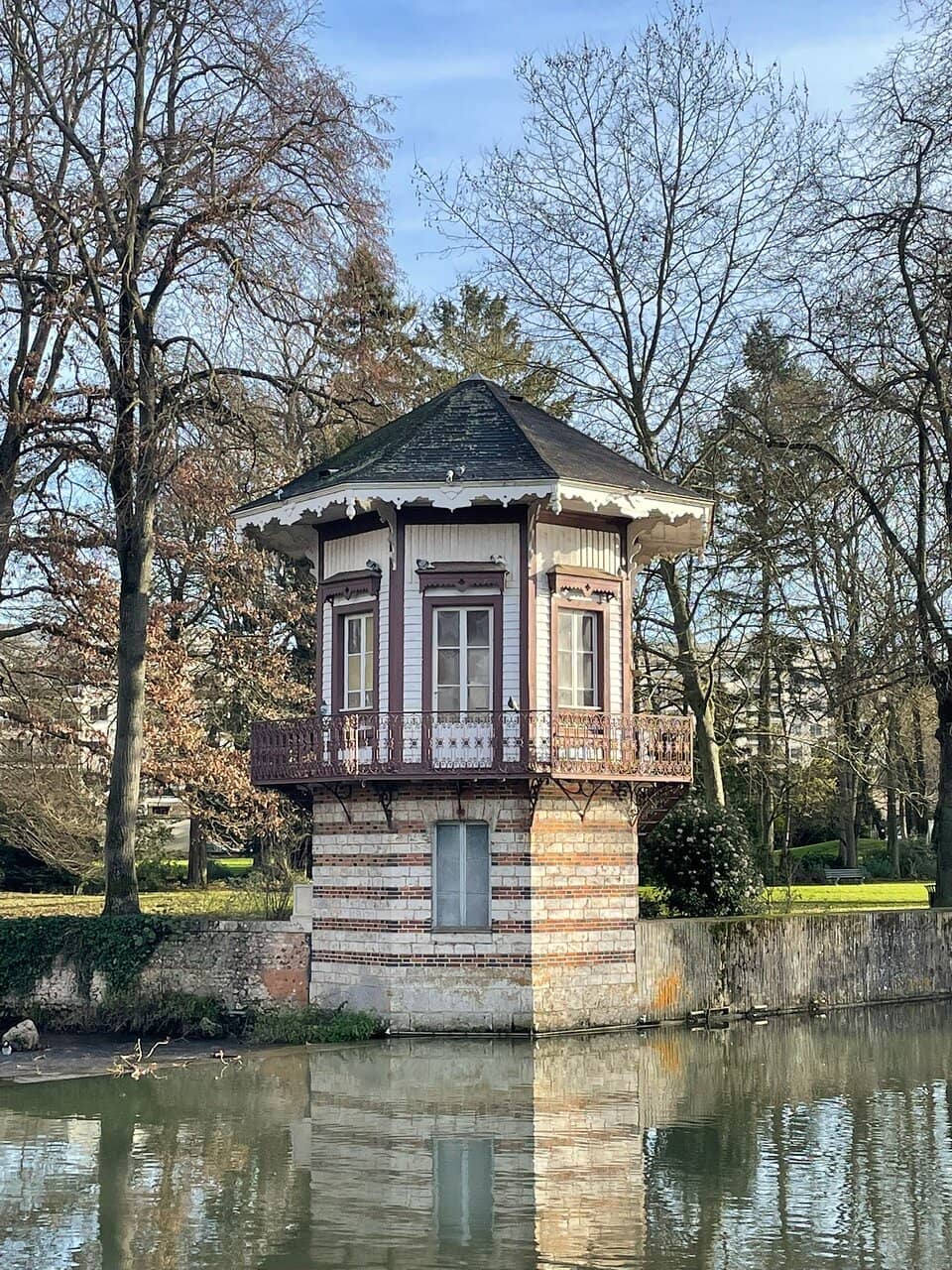 Seasonal Guinguette