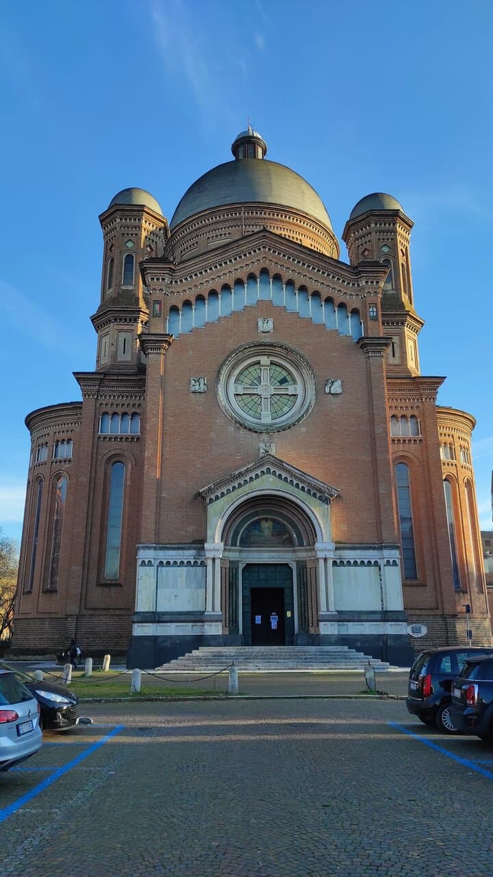 Tempio Monumentale di San Giuseppe ai Caduti in Guerra fronte