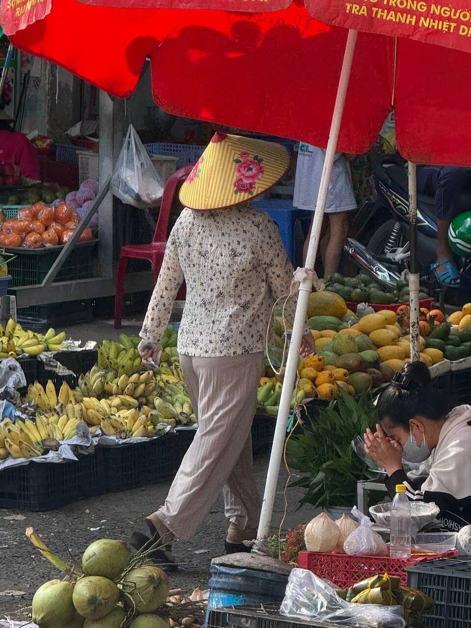 Vibrant Produce Stalls