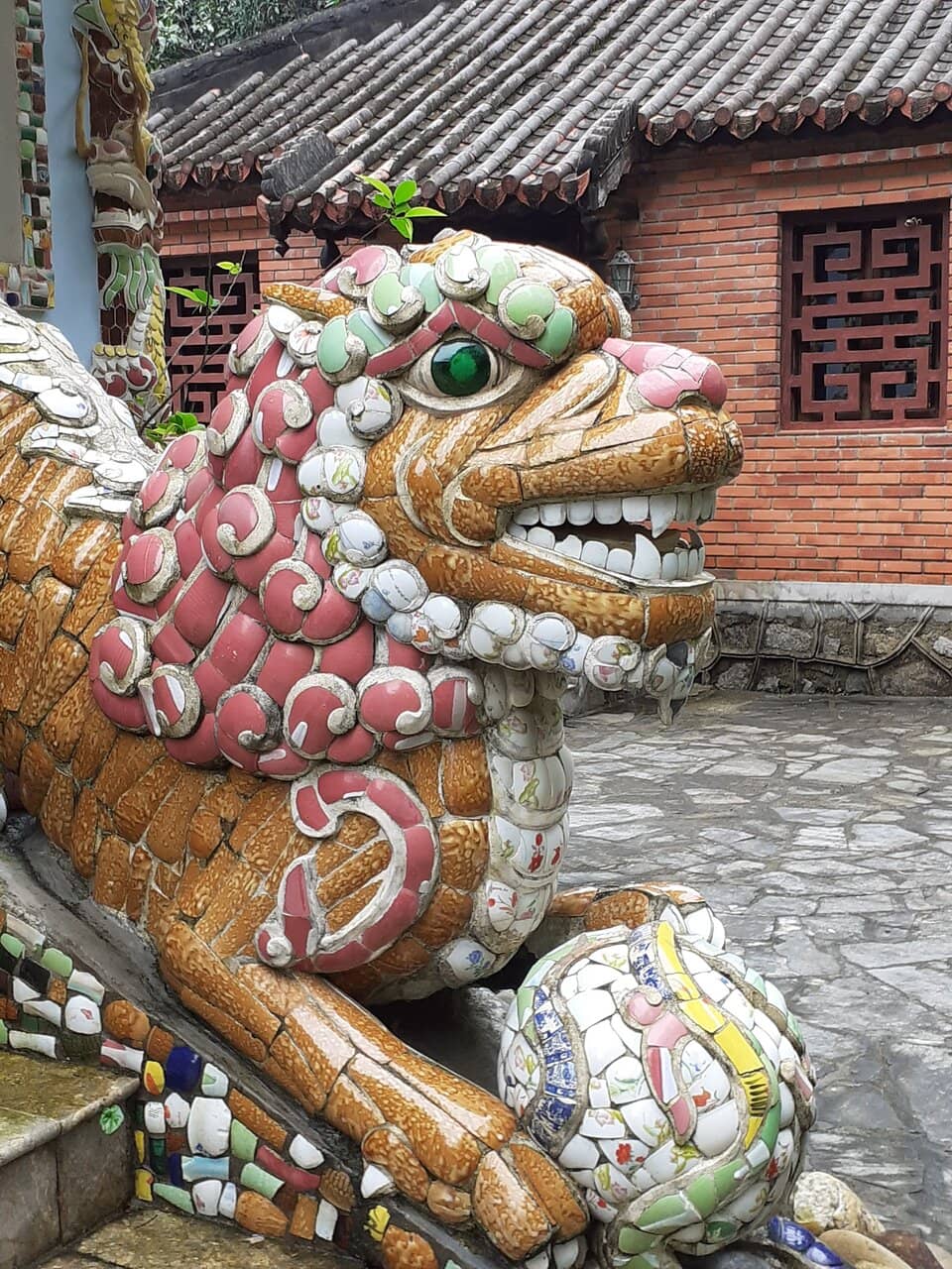 Princess Huyen Tran Statue