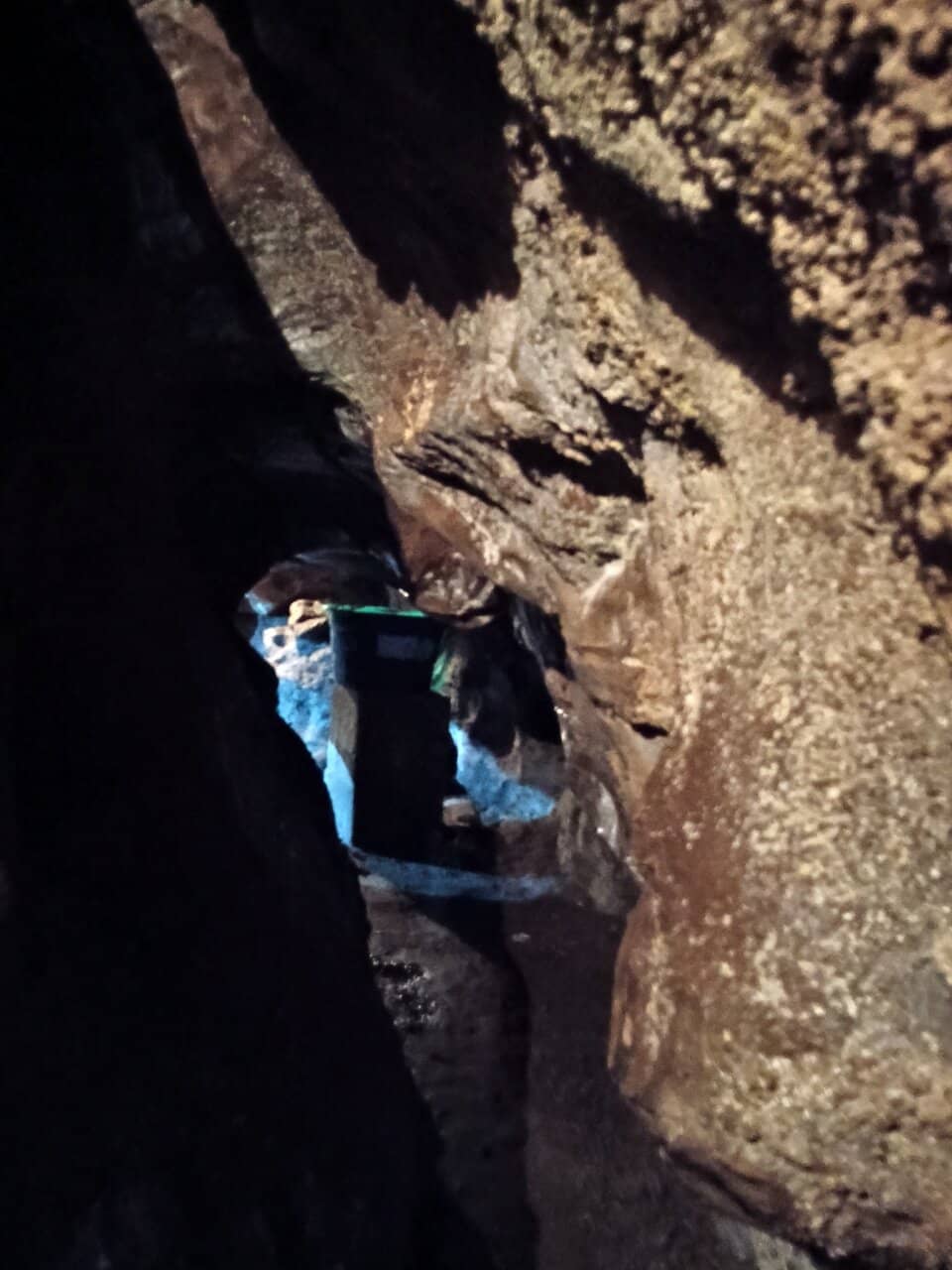 Total Darkness Exploration