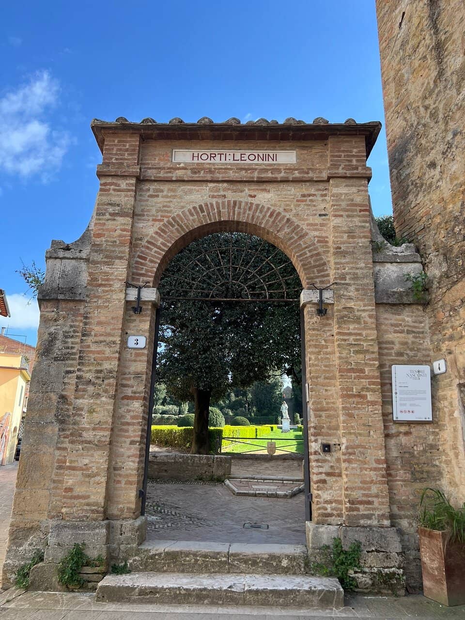 Renaissance Geometric Gardens