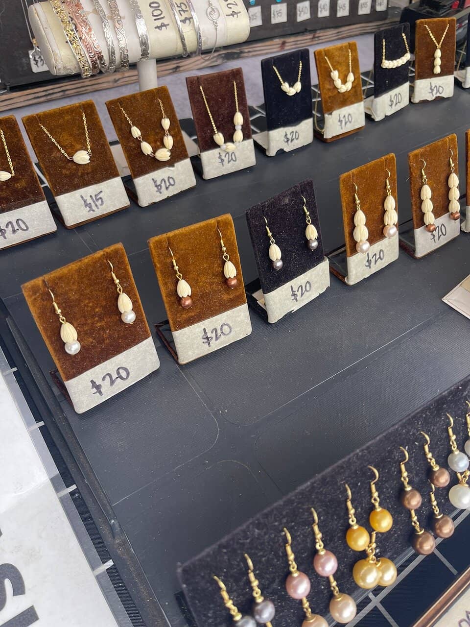 Handmade Hawaiian Crafts