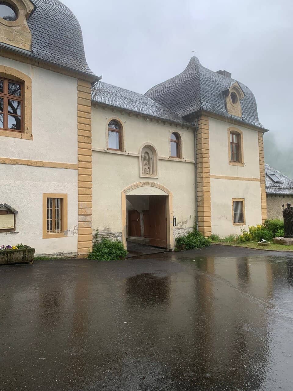 Peaceful Abbey Grounds