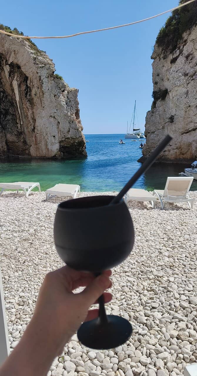 The Iconic Cove Entrance