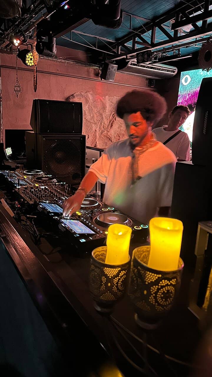 The Underground Club (The Cave)