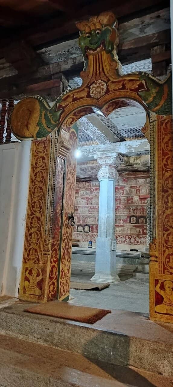 Reclining Buddha Statue