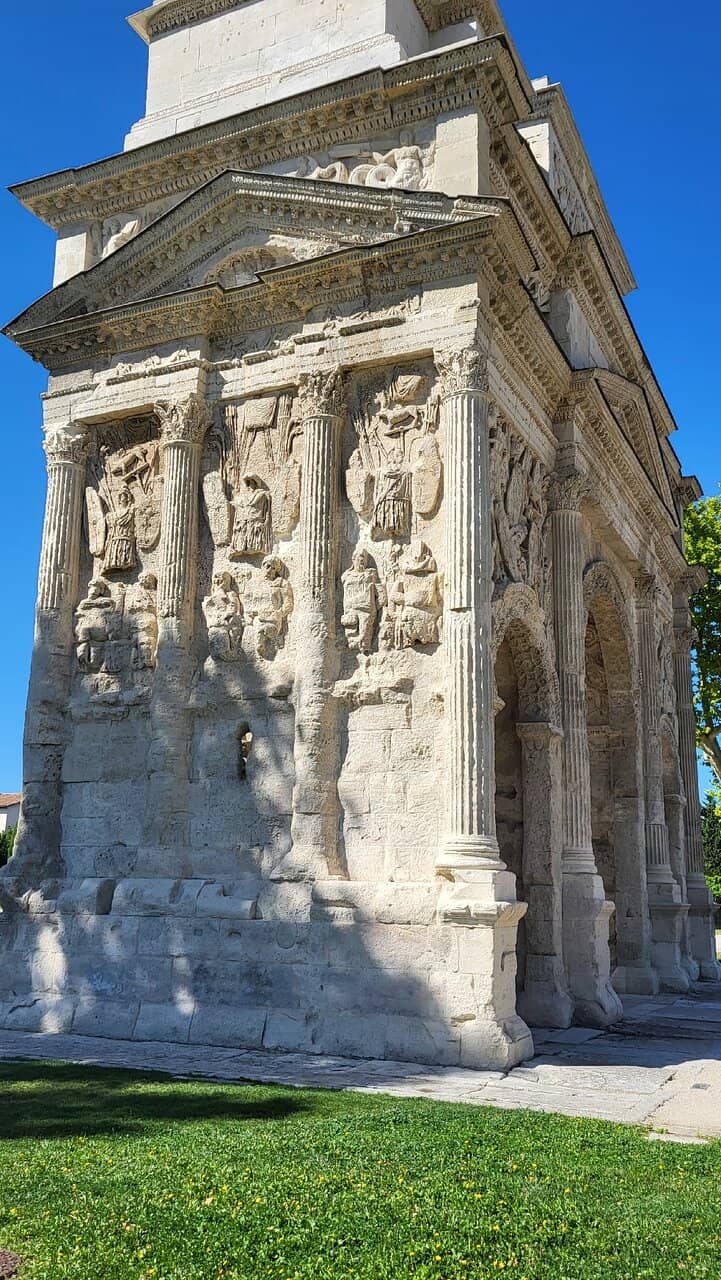 Intricate Roman Carvings