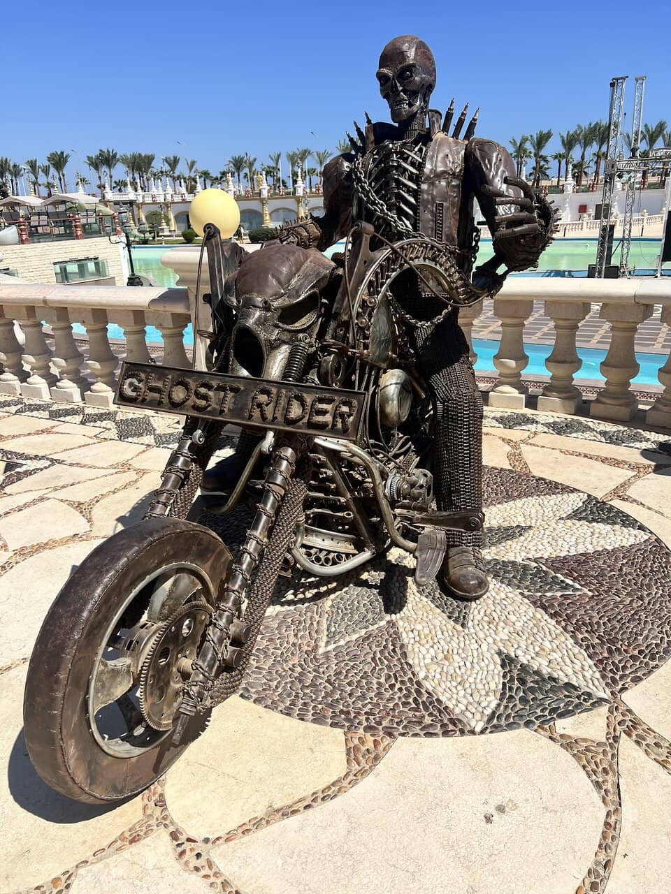 Dinosaur & Movie Statues