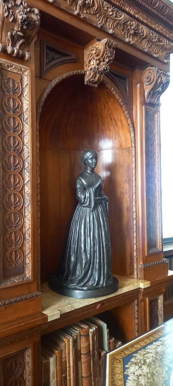 Florence Nightingale's Connection