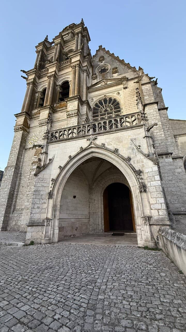 Vertical photo